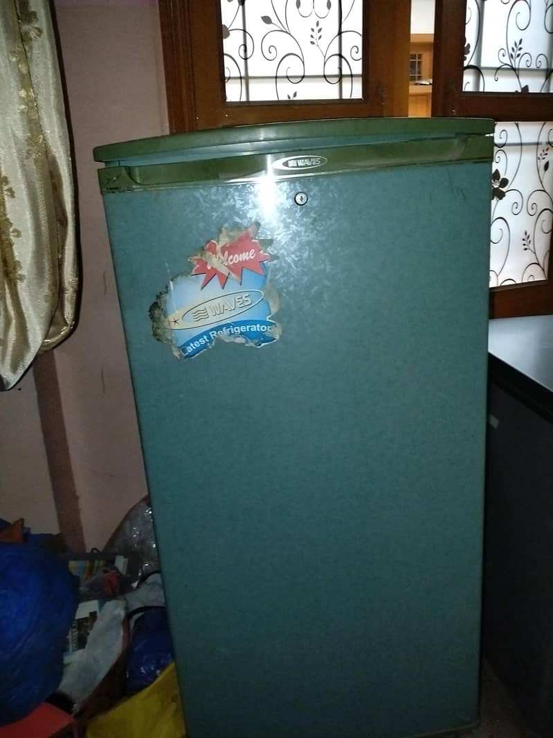 waves refrigerator 0