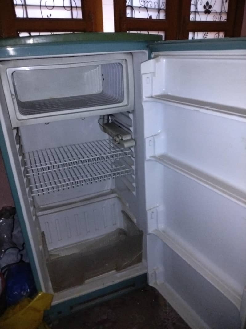 waves refrigerator 1