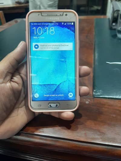 Samsung Mobile J5