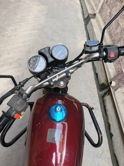 Suzuki Gs150 se