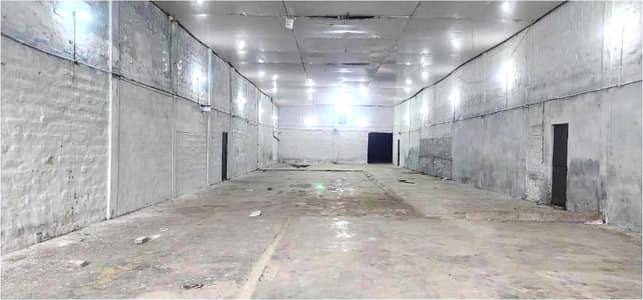 I-10 9,500 Sqft Warehouse with Offices, Halls, Parking