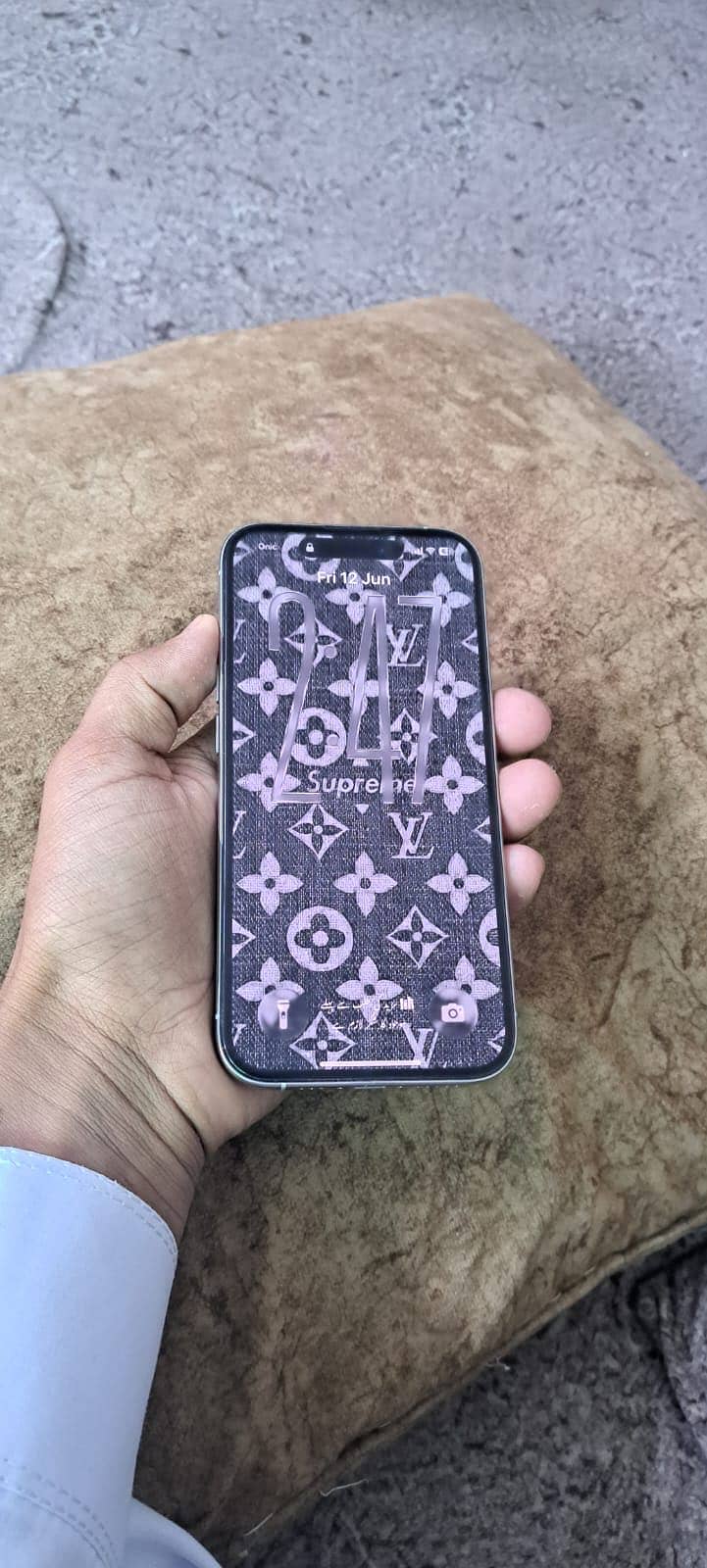 Apple iPhone 15 Pro 2