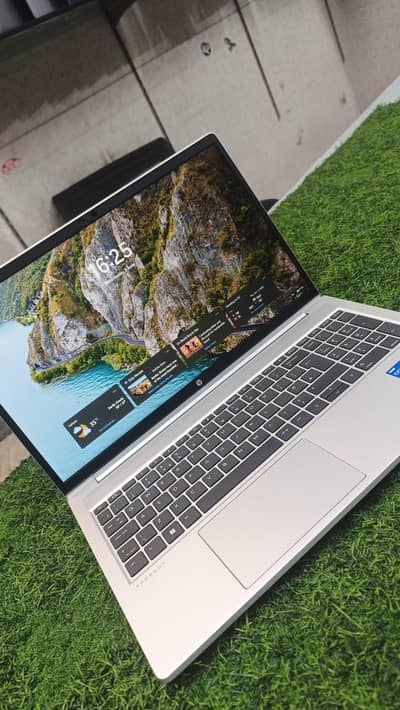 HP Probook 450 G9
