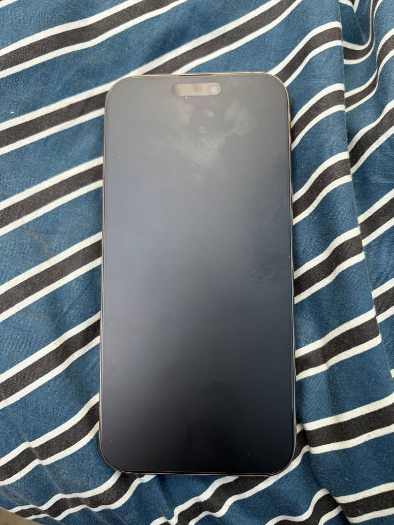 Iphone 16 pro max 0