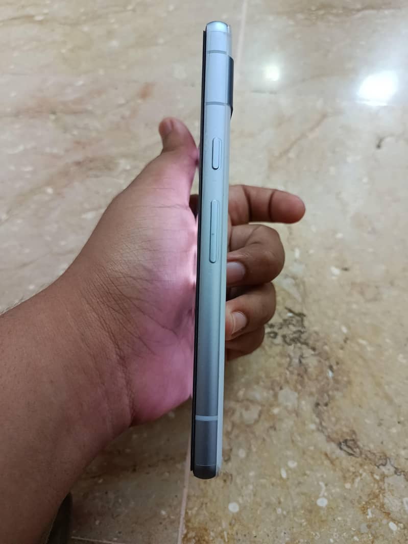 Google Pixel 7a 3