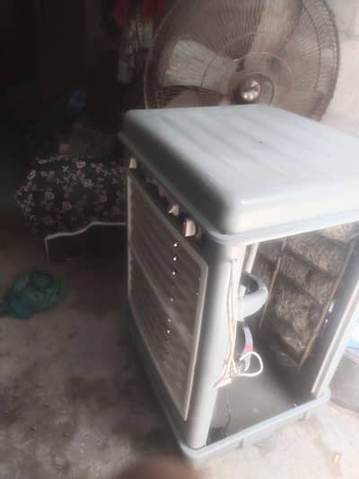 used condition all ok no reprianig no open ok parts working