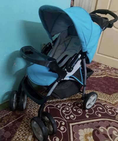 Graco Baby cot and Stroller 2 in 1