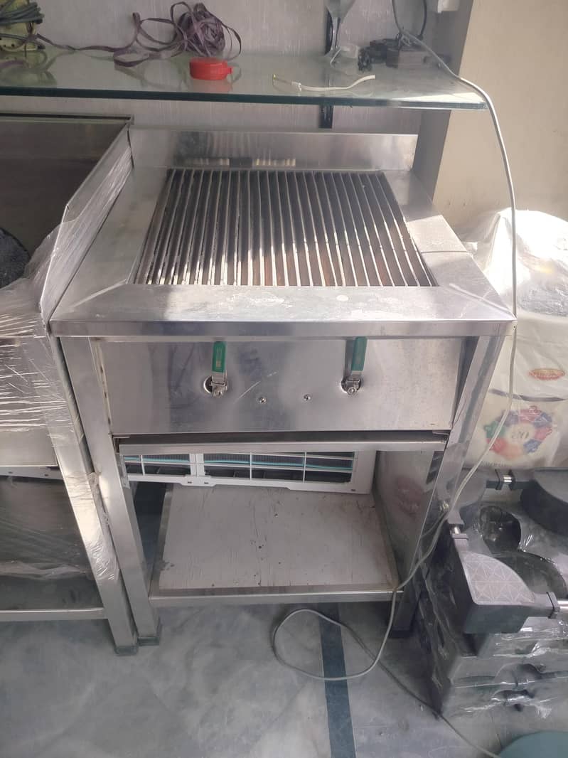 Commerical grill 0