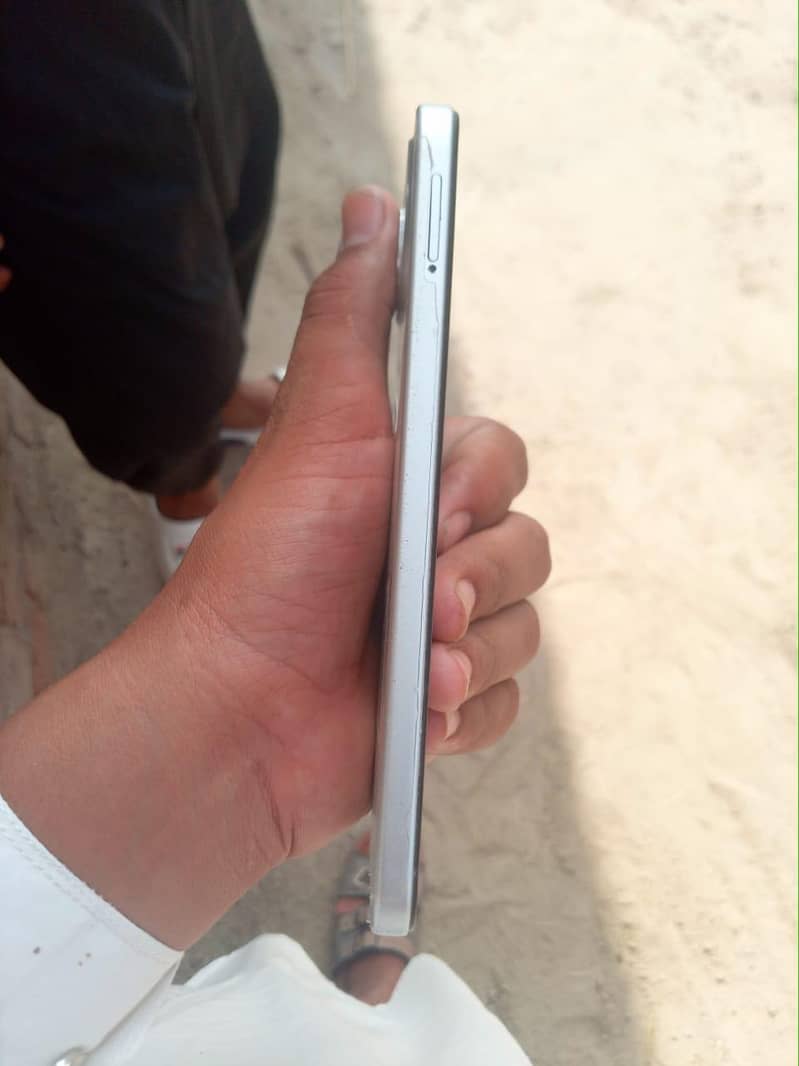 Infinix smart10 plus 4