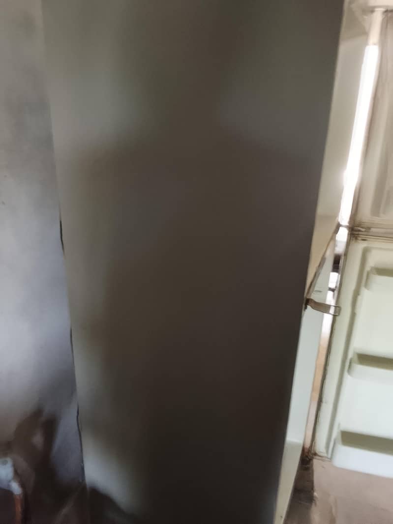 fridge 0