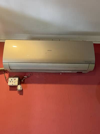 Haier 1.5 ton DC inverter AC