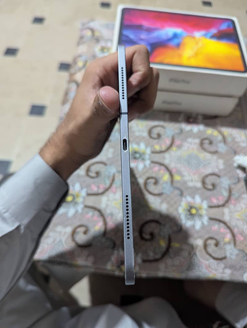 iPad Pro 2020 Sim variant 4