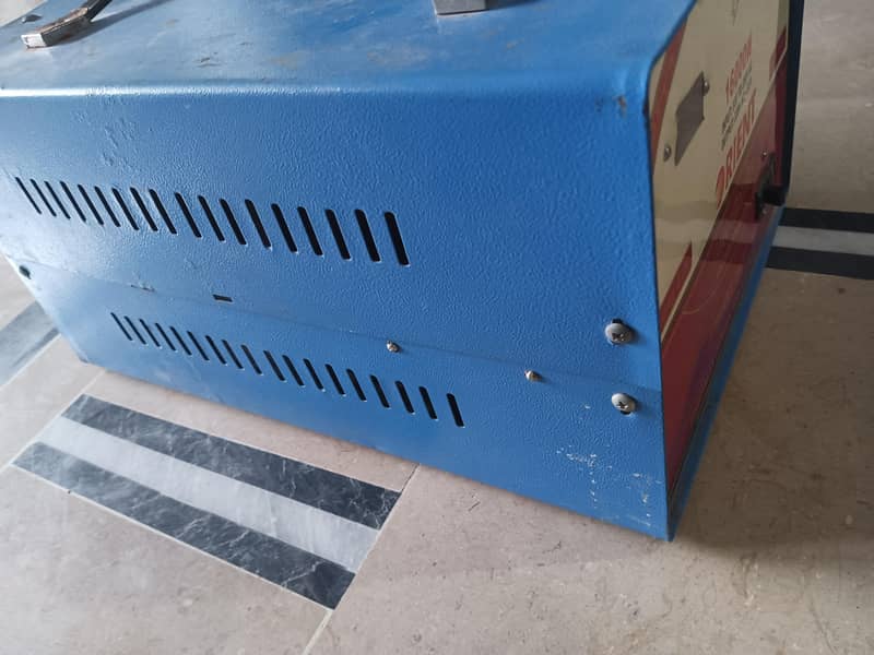 Automatic Voltage stabilizer 1