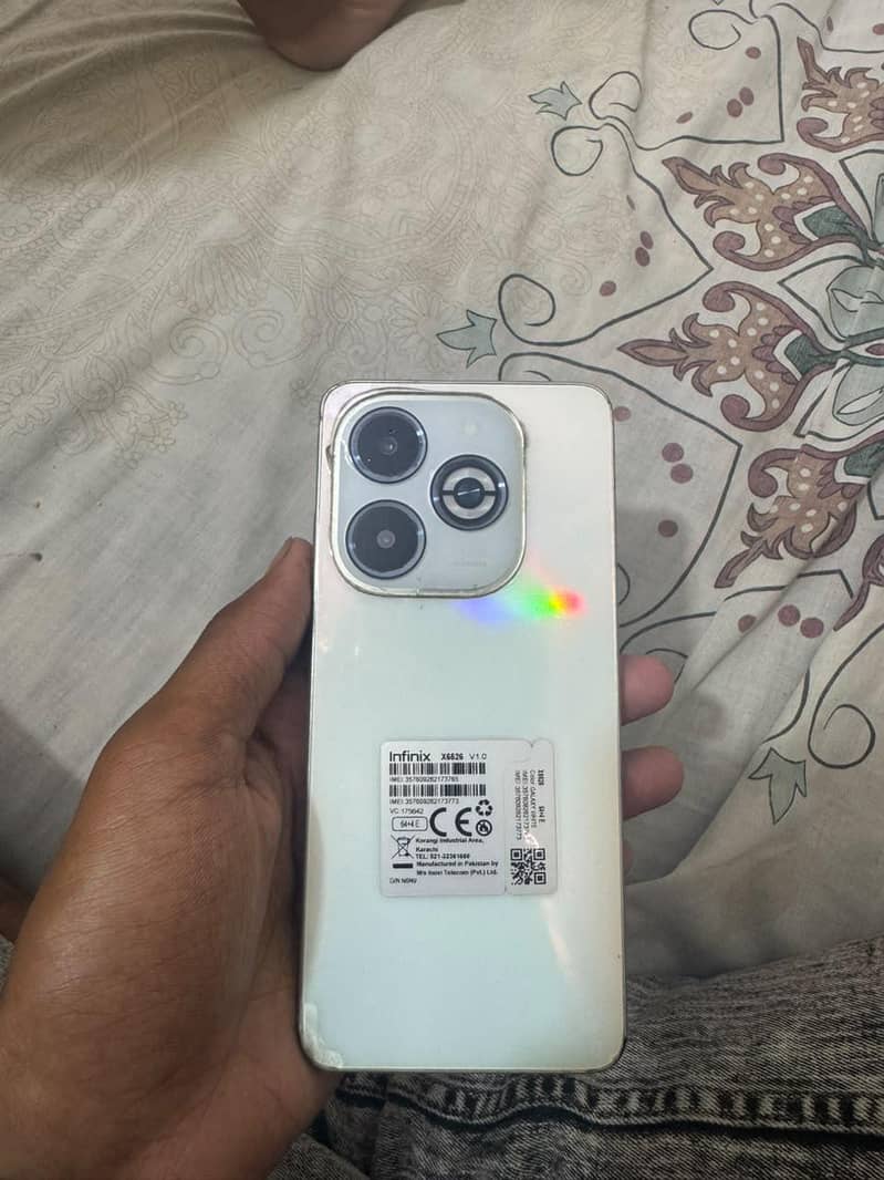 Infinix Smart 8 2