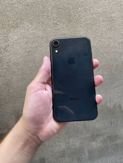 IPhone XR 128gb pta approved 03287486384