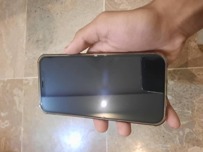 Apple iPhone 12 1
