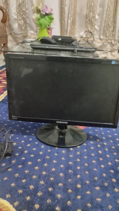 Samsung ka hai chalne mein bhi acha hai