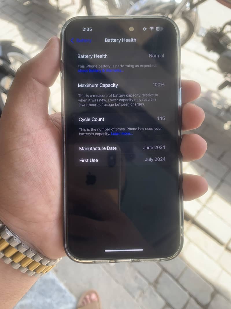 iPhone 15 Pro Max 2