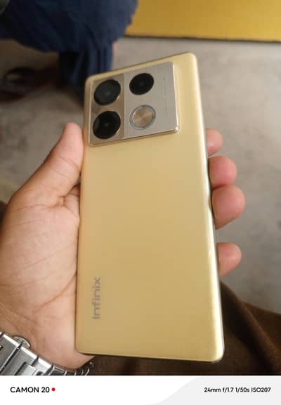 Infinix Note 40 Pro