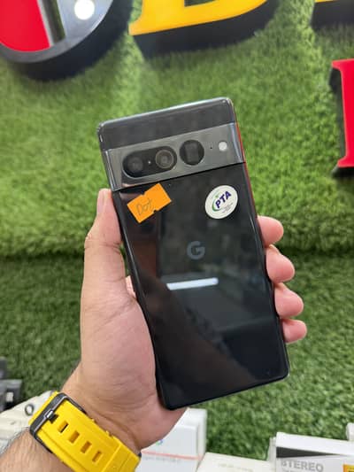 Google Pixel 7 Pro 12/128 OFFICIAL PTA minor dot Mobile Phone