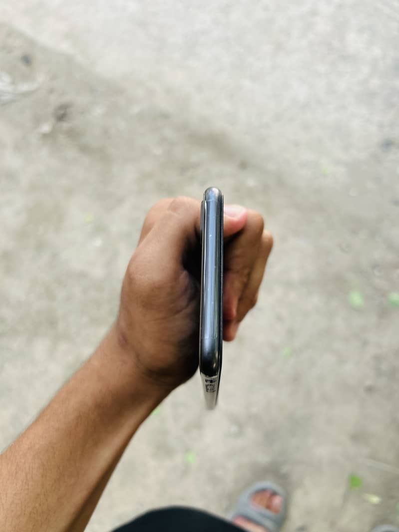 Apple iPhone 8 Plus 2