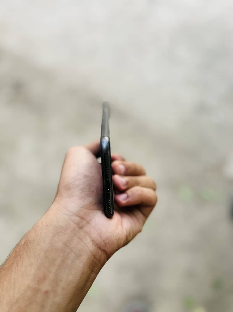 Apple iPhone 8 Plus 6