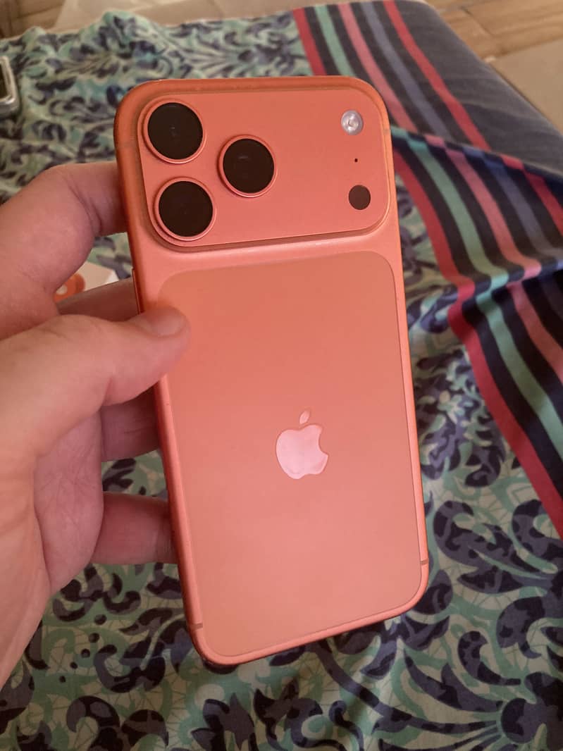 iPhone 17 Pro Max 0