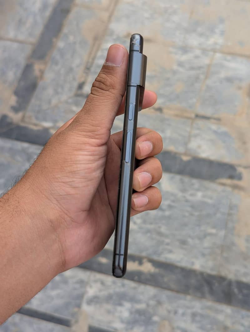 Google Pixel 8 Pro 4