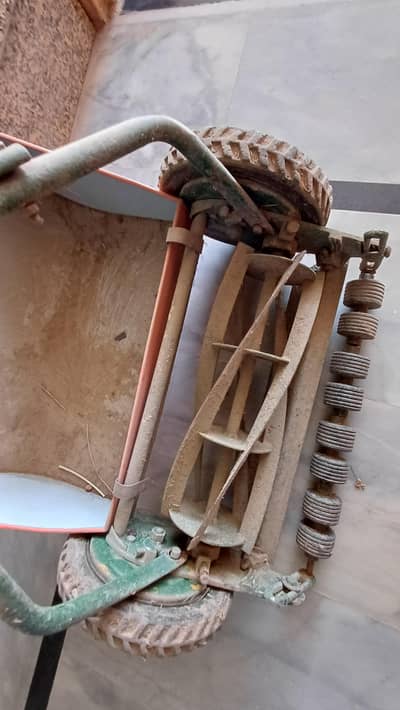 Garden machine