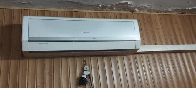Gree 1.5 inverter AC
