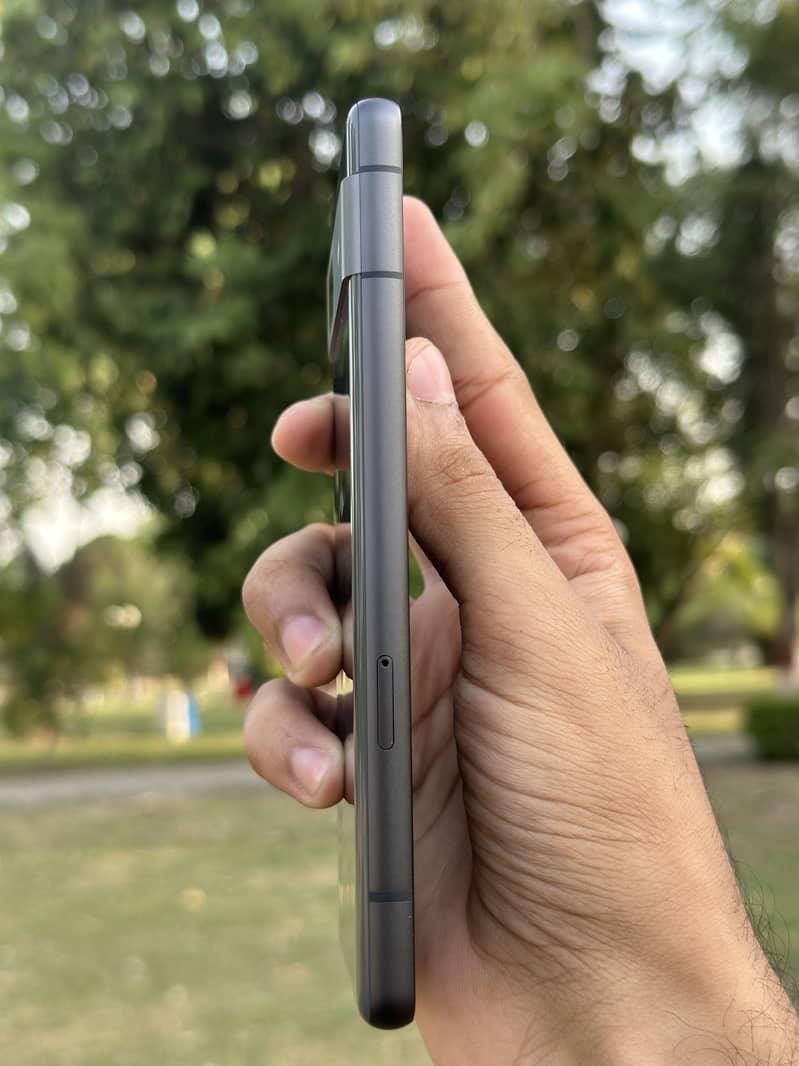 Google Pixel 7a 3