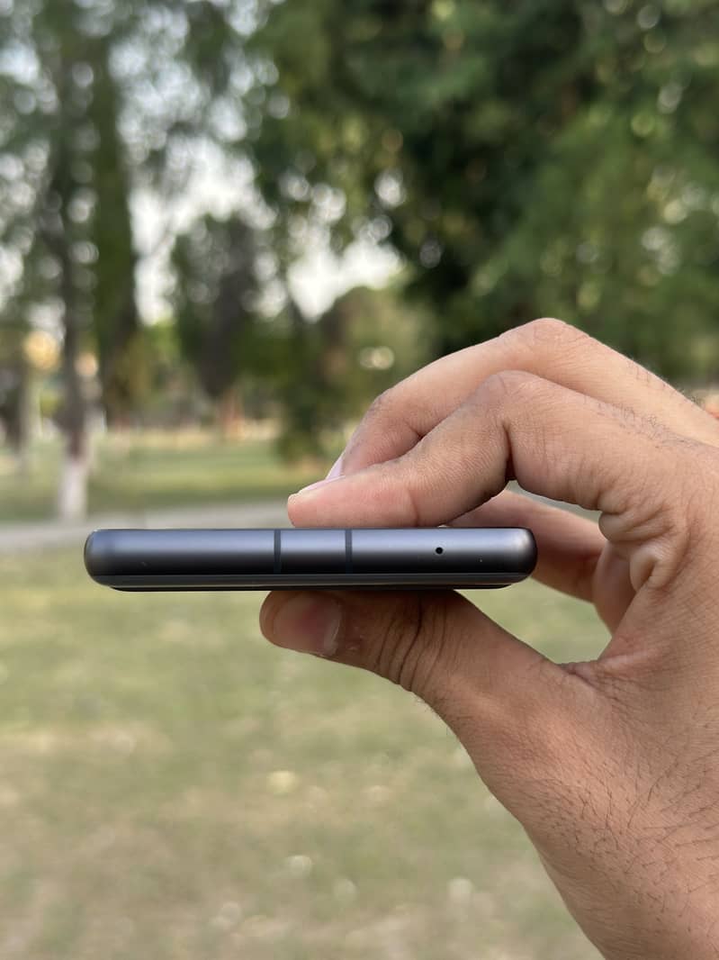 Google Pixel 7a 5
