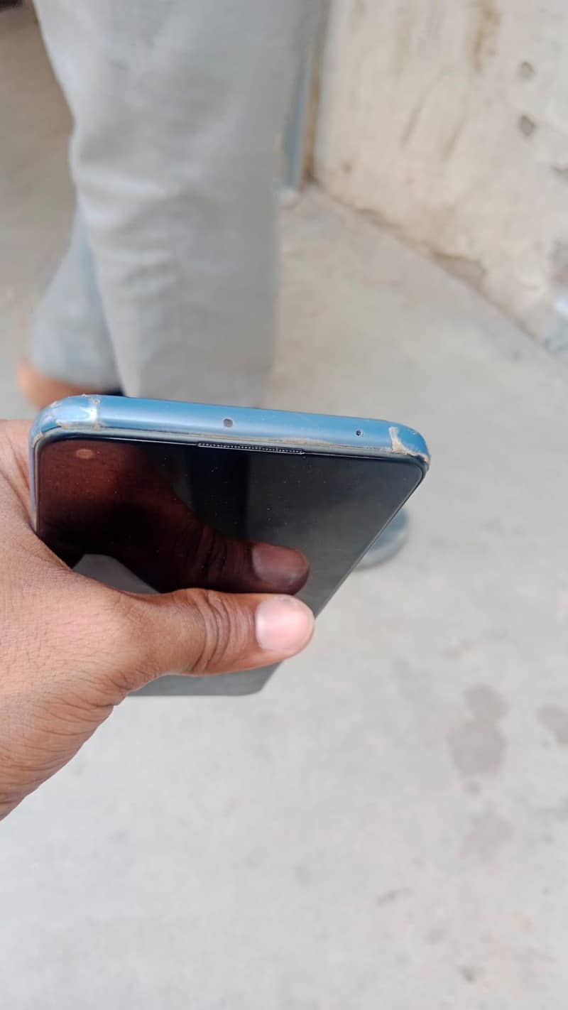 Xiaomi Redmi Note 9 3