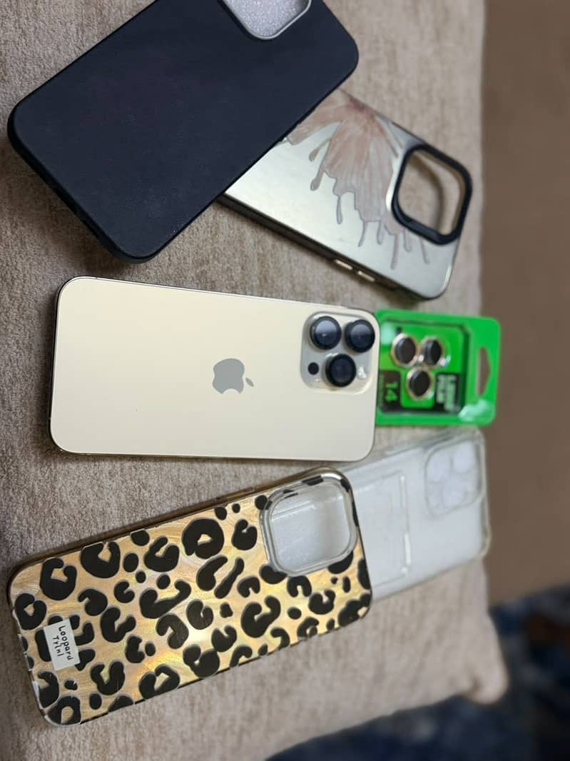 Apple iPhone 14 Pro Max 4