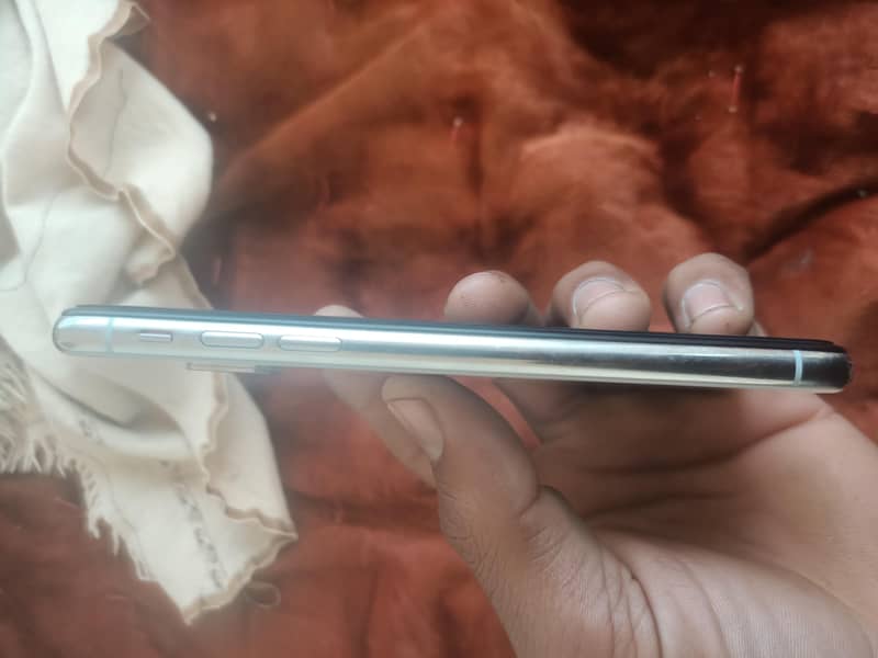 Apple iPhone X 1