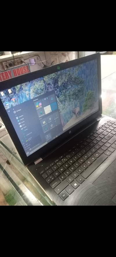 HP LAPTOP Core i5-8250U 8th GEN