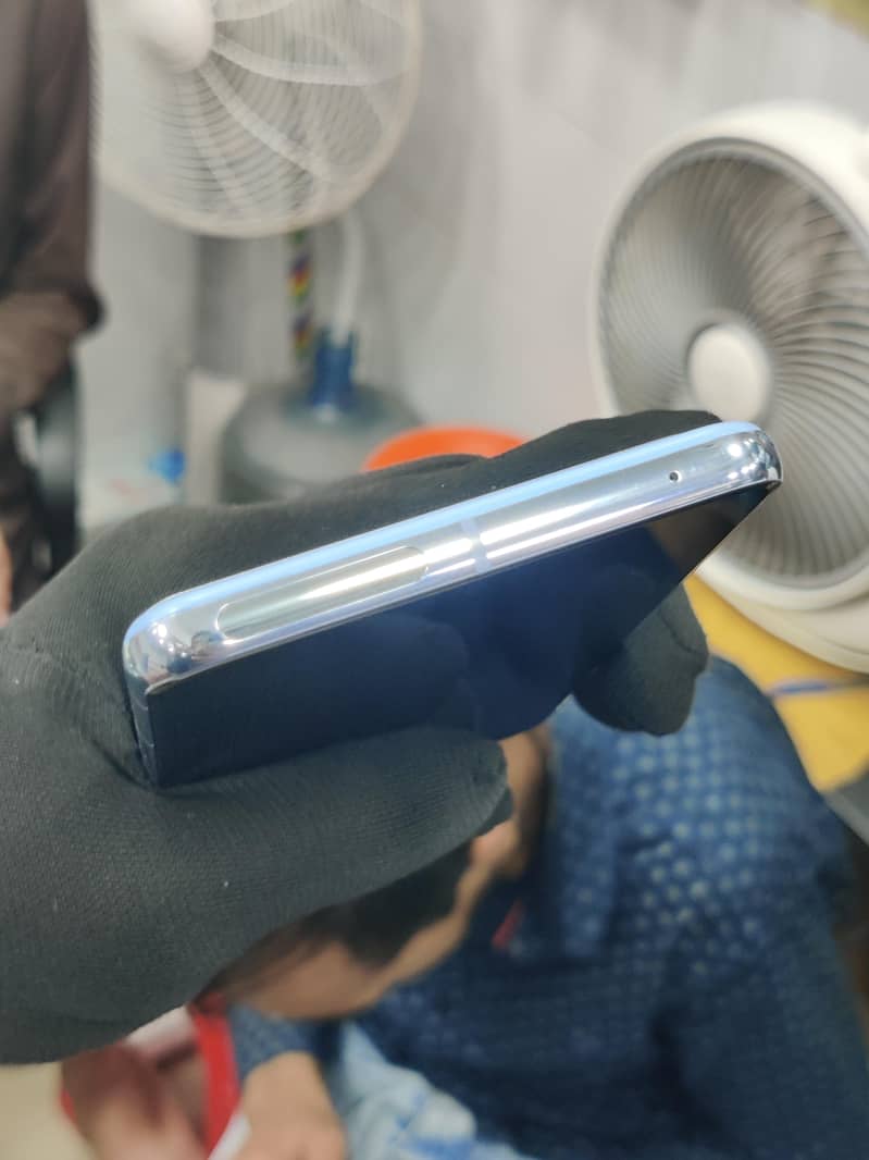 Google Pixel 8 Pro 3
