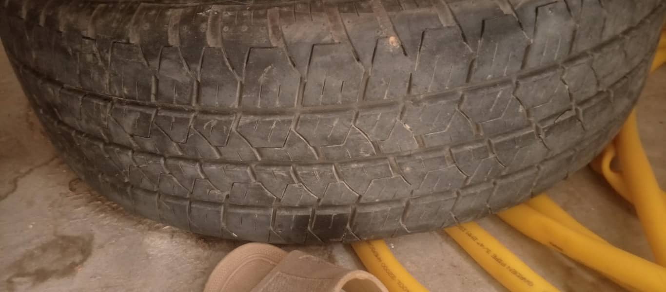 205/70 R15 3