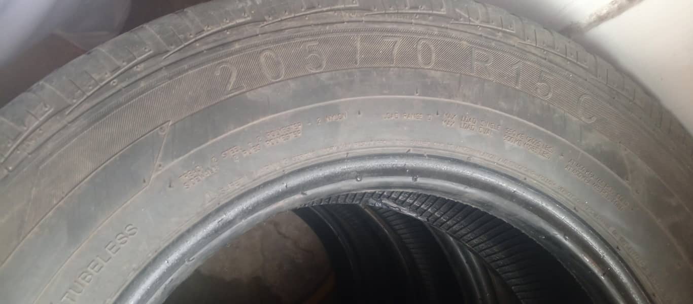 205/70 R15 4