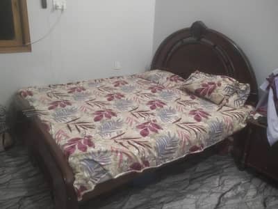 king size bed on sheesham wood