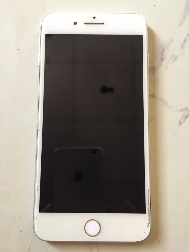 Apple iPhone 8 Plus 3