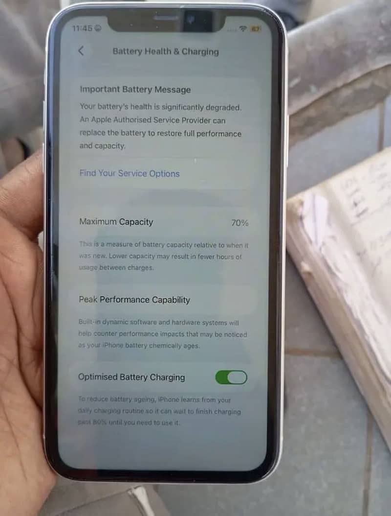Apple iPhone 11 3