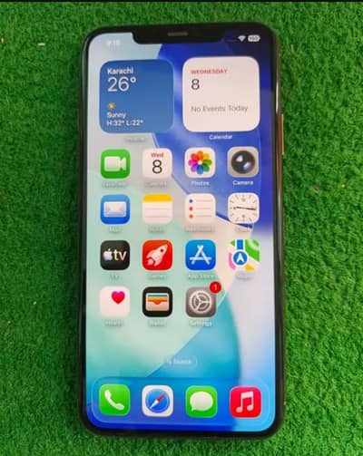 Apple iPhone 11 pro max 256gb good condition