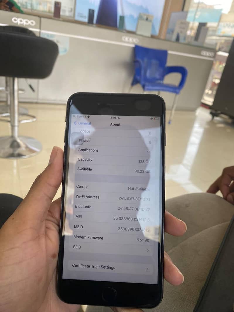 Apple iPhone 7 Plus 5