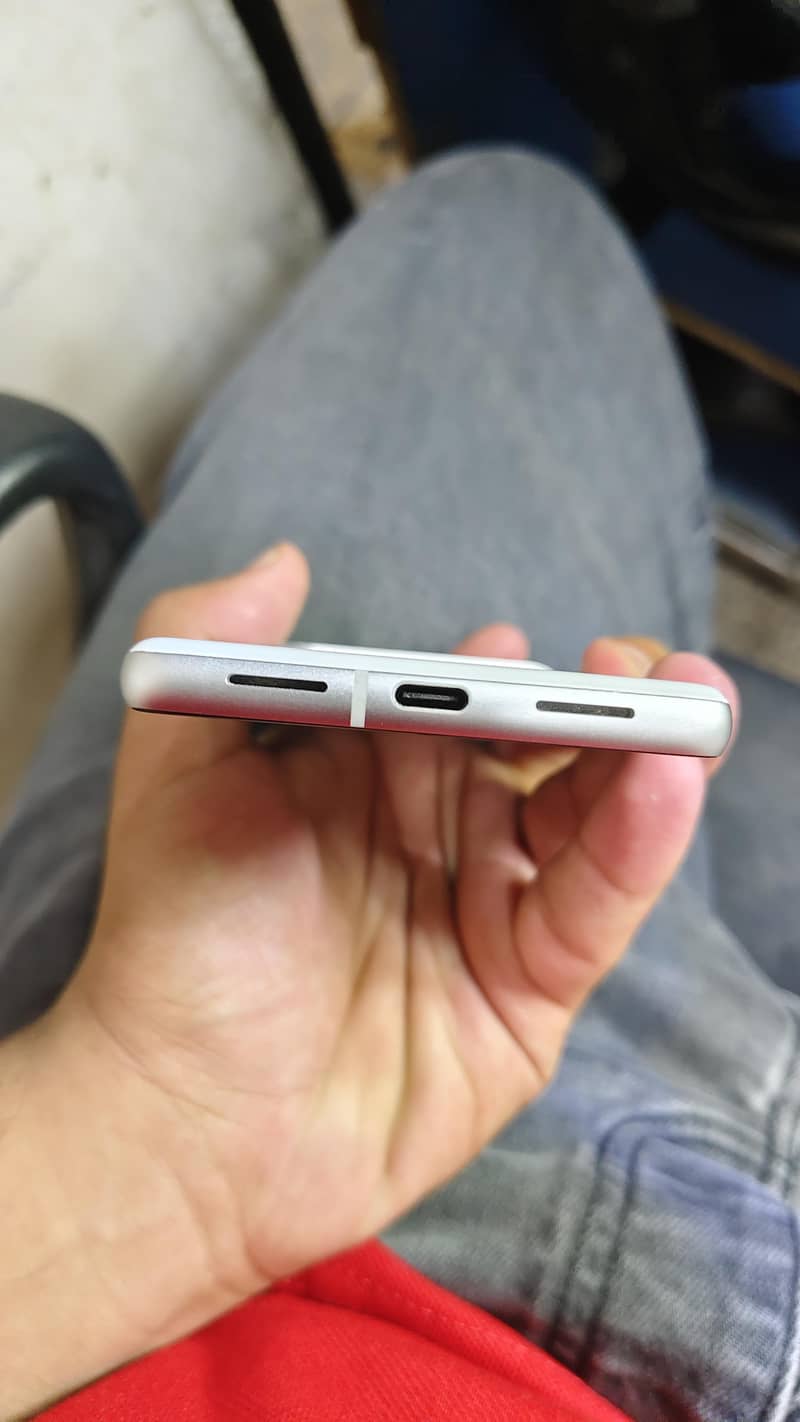 Google Pixel 7 3