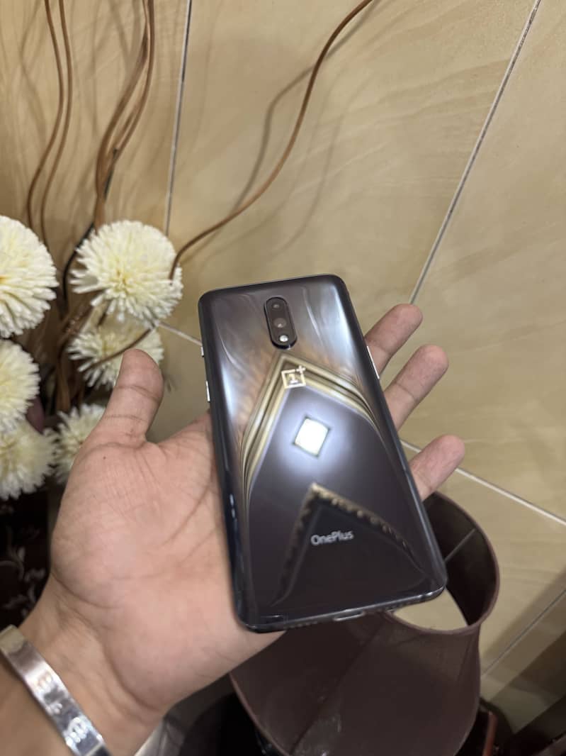 One plus7 4