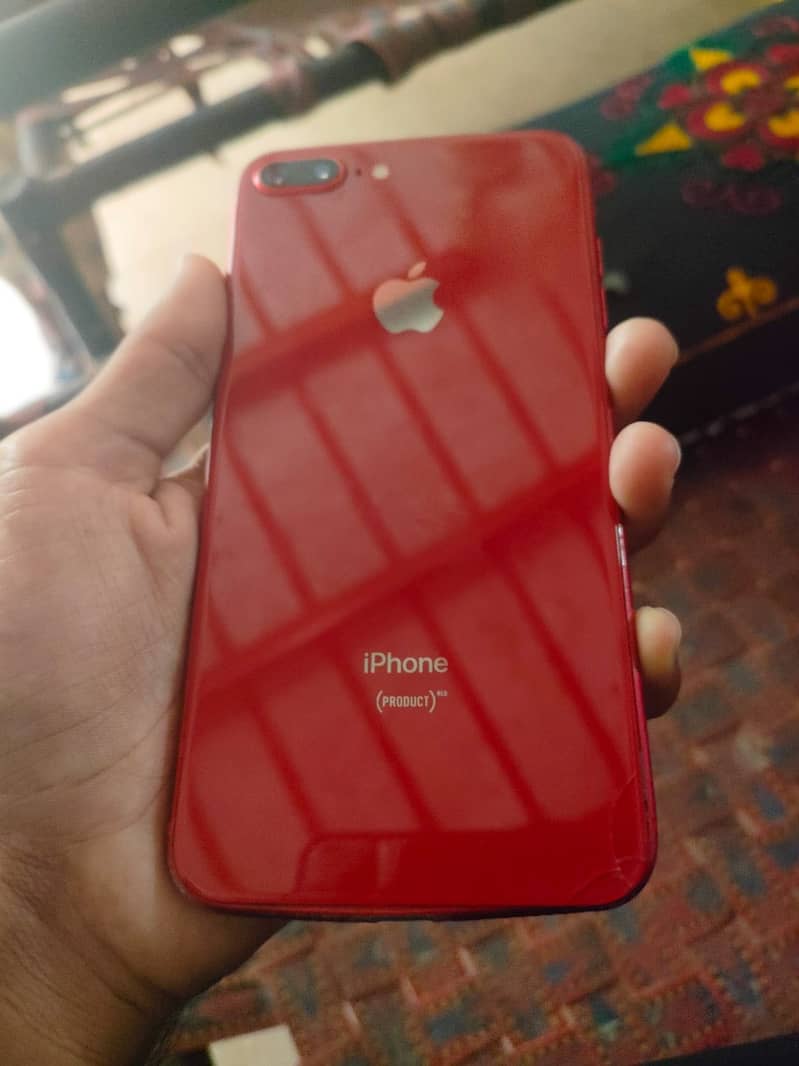 Apple iPhone 8 Plus 0