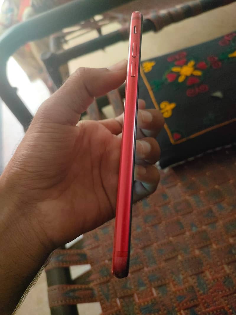 Apple iPhone 8 Plus 2