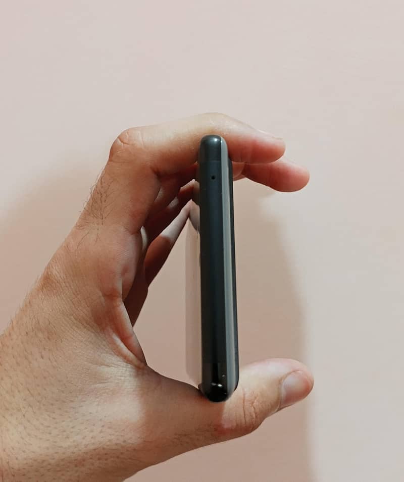 Google Pixel 6 Pro  Read Ad First 6