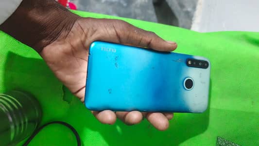 Tecno Spark 4